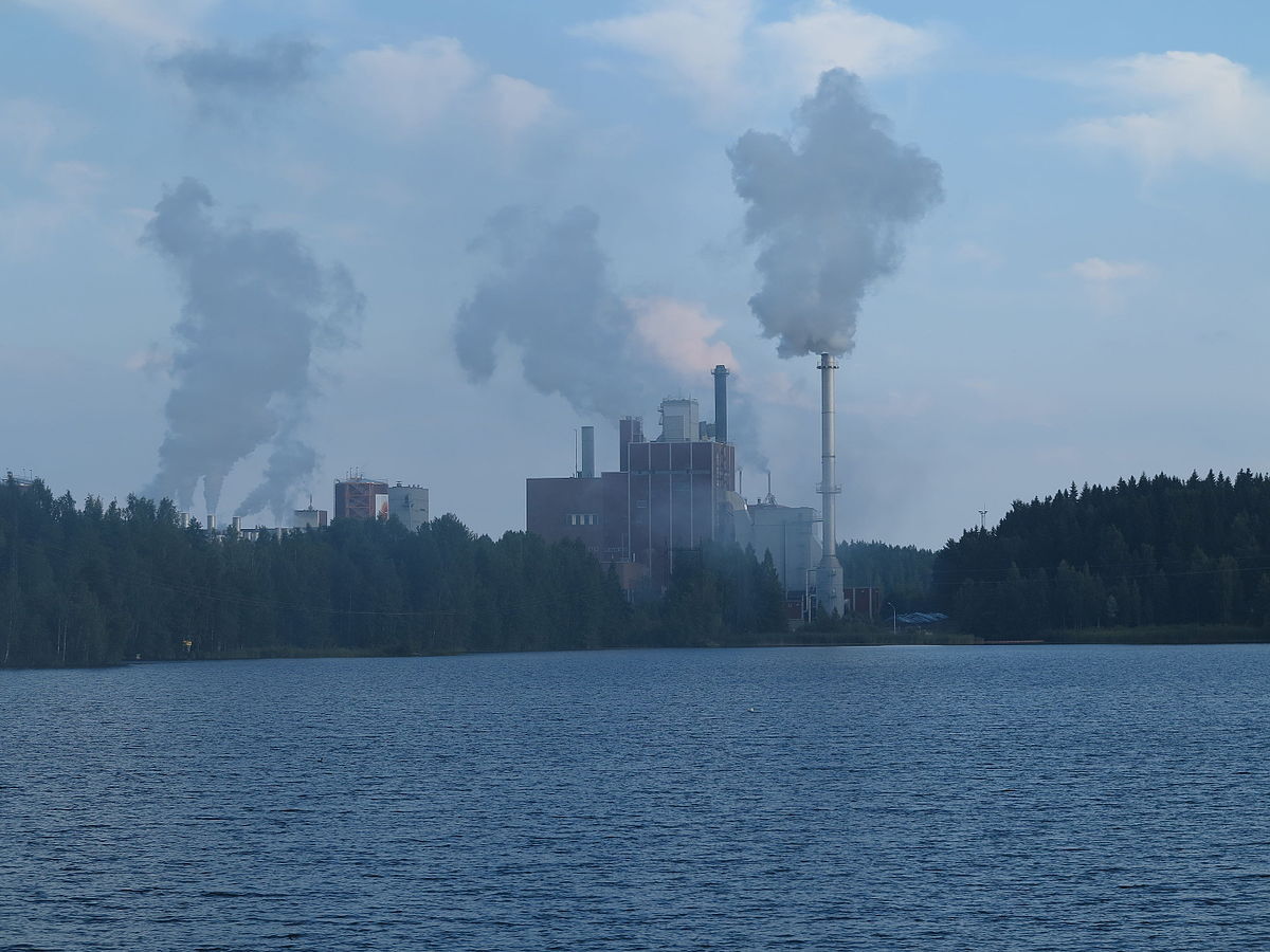 位于芬兰海因诺拉的斯道拉恩索的凹槽工厂。(来源:维基百科的铀同志)